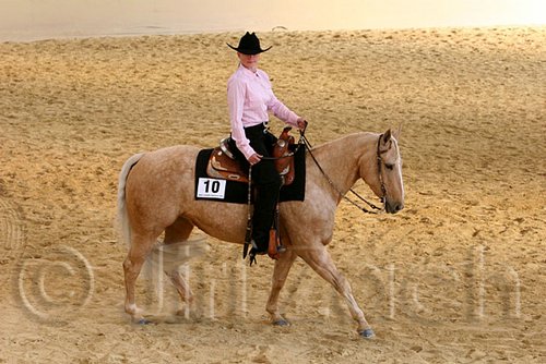 QH062_1791n.jpg