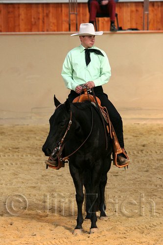 QH062_1813n.jpg