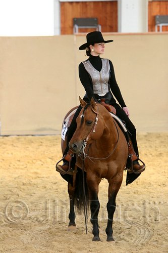 QH062_1815n.jpg