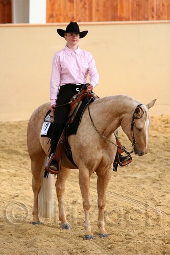 QH062_1816n.jpg
