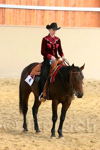 QH062_1817n.jpg