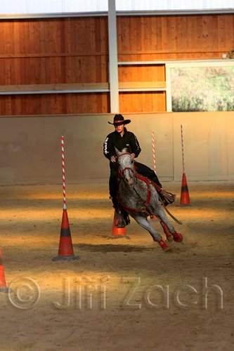 QH062_2697n.jpg