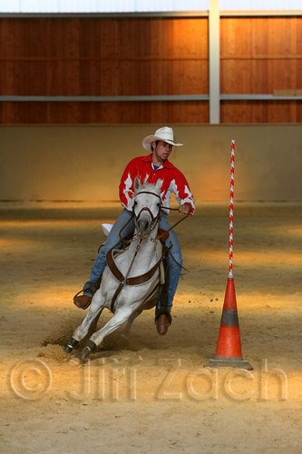 QH062_2716n.jpg