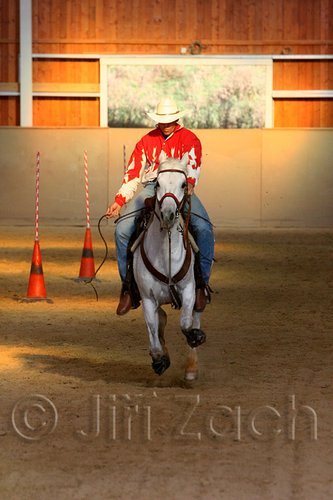 QH062_2719n.jpg