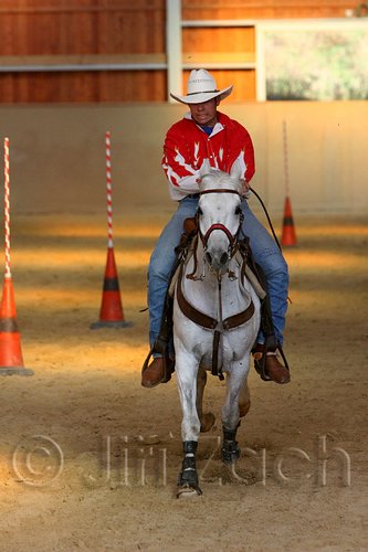 QH062_2720n.jpg