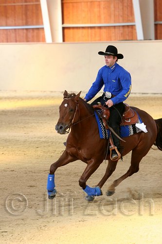 QH062_1884n.jpg