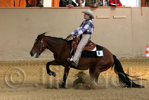 QH062_1909n.jpg