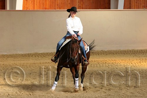 QH062_1918n.jpg