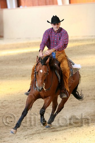 QH062_1942n.jpg