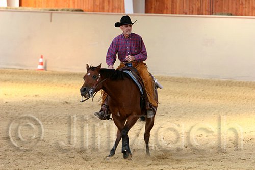 QH062_1945n.jpg