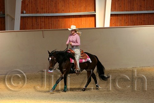QH062_2183n.jpg