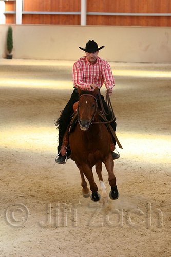 QH062_2210n.jpg