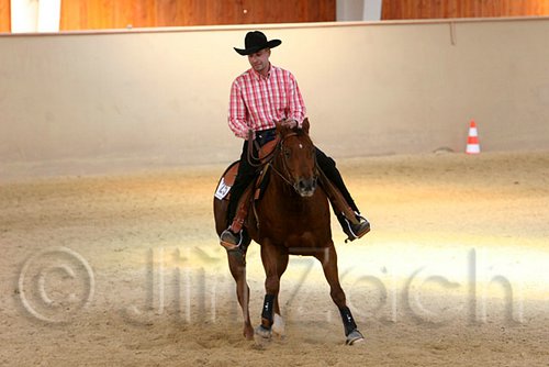 QH062_2218n.jpg