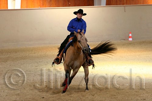 QH062_2233n.jpg