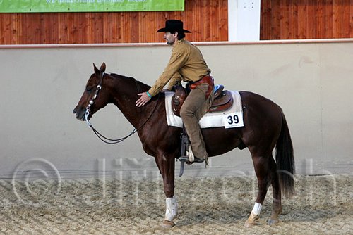 QH062_2271n.jpg