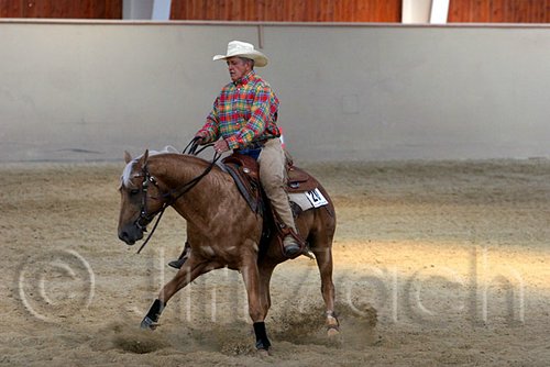 QH062_2288n.jpg