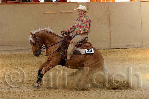 QH062_2299n.jpg