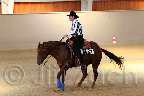 QH062_2313n.jpg