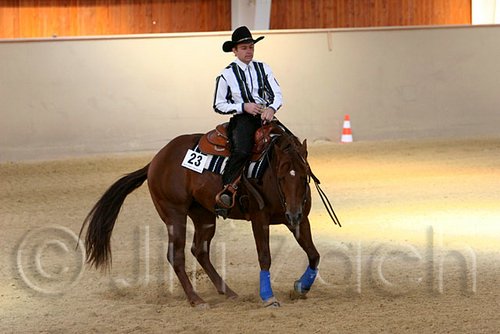 QH062_2315n.jpg