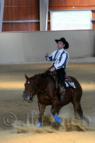 QH062_2319n.jpg