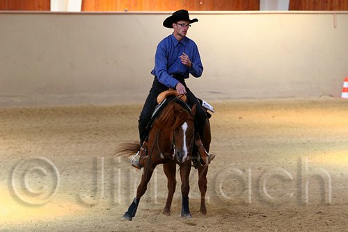 QH062_2326n.jpg