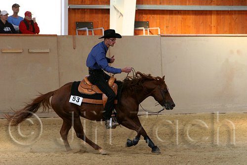 QH062_2342n.jpg