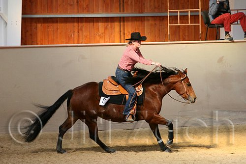QH062_2355n.jpg