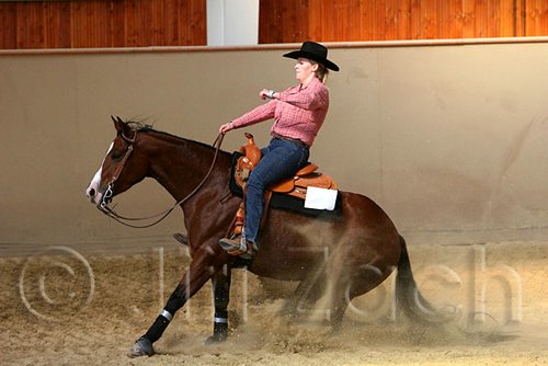 QH062_2377n.jpg
