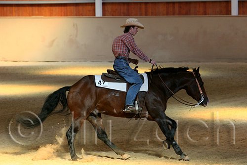 QH062_2379n.jpg