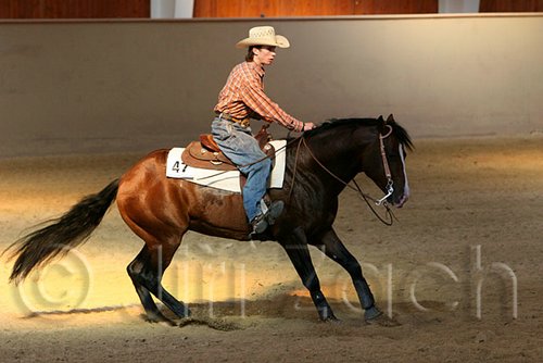 QH062_2396n.jpg