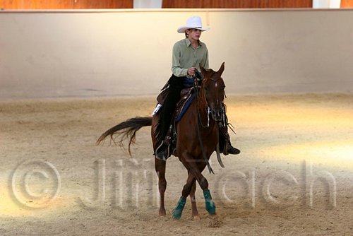 QH062_2404n.jpg