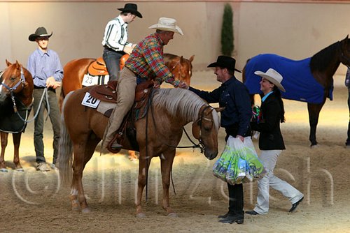 QH062_2416n.jpg