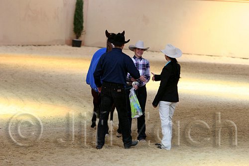 QH062_2436n.jpg