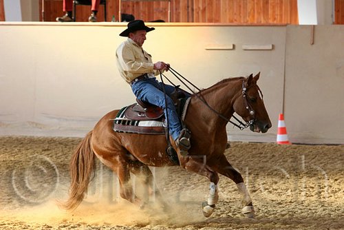 QH062_2451n.jpg