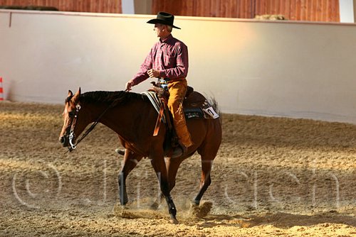 QH062_2466n.jpg