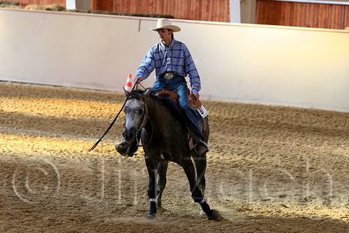 QH062_2488n.jpg