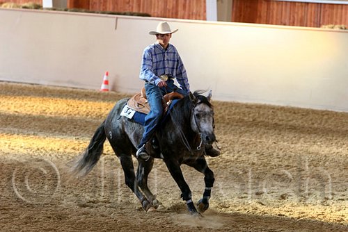 QH062_2489n.jpg