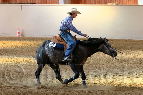 QH062_2498n.jpg