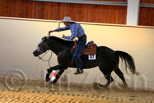 QH062_2514n.jpg