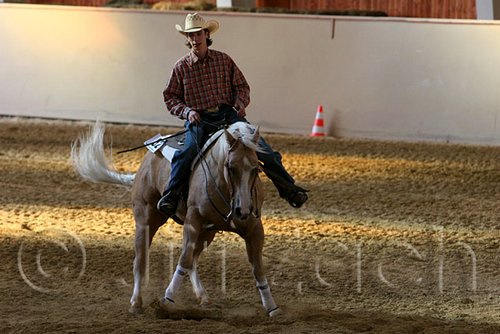 QH062_2536n.jpg