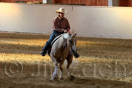 QH062_2542n.jpg