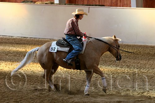 QH062_2545n.jpg