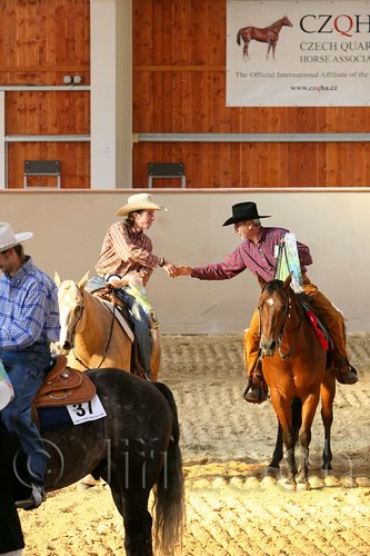 QH062_2616n.jpg