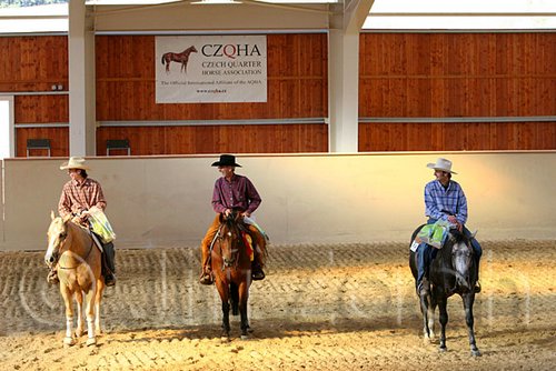 QH062_2625n.jpg