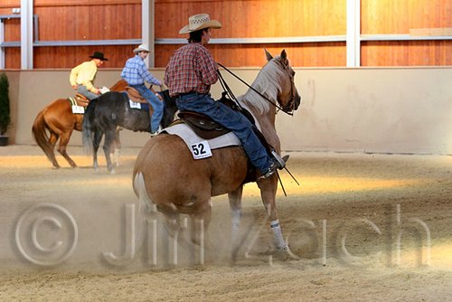 QH062_2633n.jpg