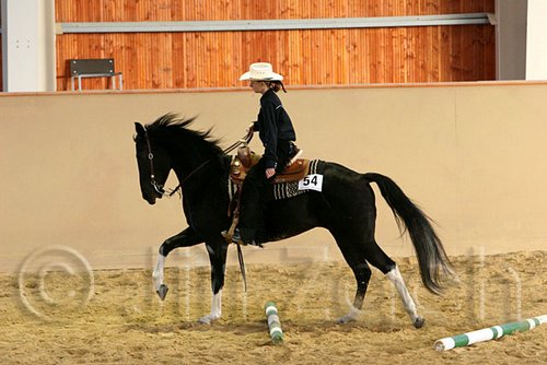 QH062_1676n.jpg