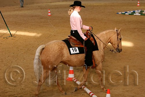QH062_1692n.jpg