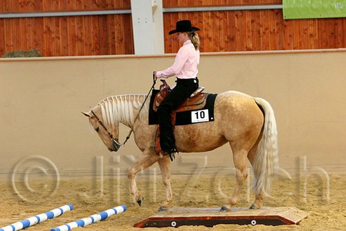 QH062_1700n.jpg