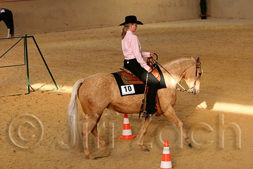 QH062_1712n.jpg