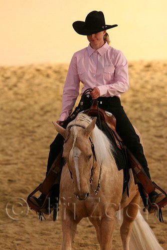 QH062_1716n.jpg
